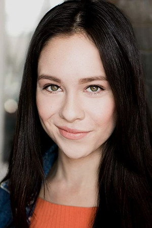 Photo of Grace Rolek from the Latest Netflix gallery