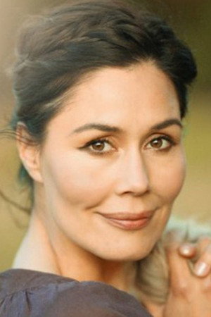 Nukâka Coster-Waldau photo