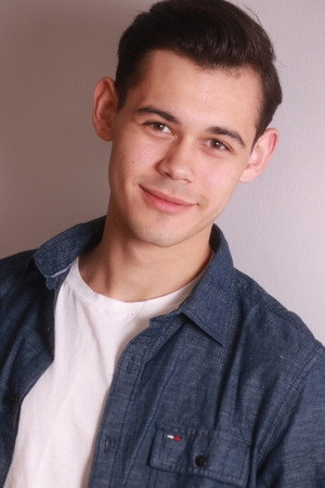 Photo of Peter Bundic from the Latest Netflix gallery