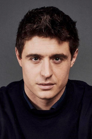 Max Irons photo