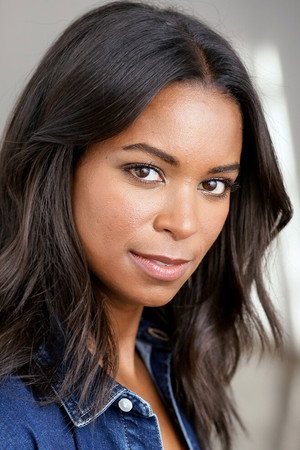 Photo of Caroline Harris from the Latest Netflix gallery
