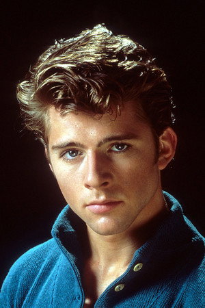Maxwell Caulfield photo