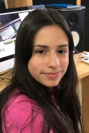 Photo of Bianca Paiva from the Latest Netflix gallery