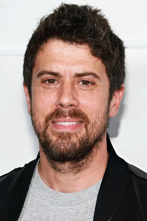 Toby Kebbell photo