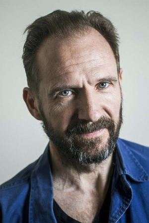 Ralph Fiennes photo