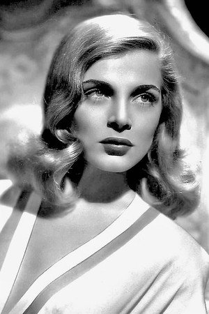 Lizabeth Scott photo