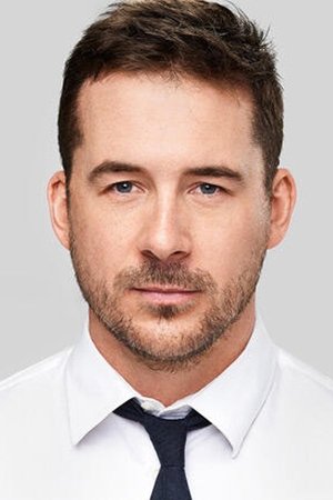 Barry Sloane photo