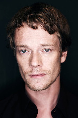 Alfie Allen photo