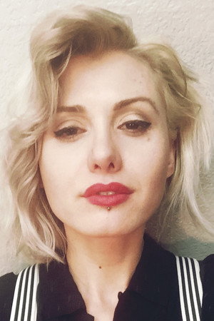Photo of Alma Saraci from the Latest Netflix gallery