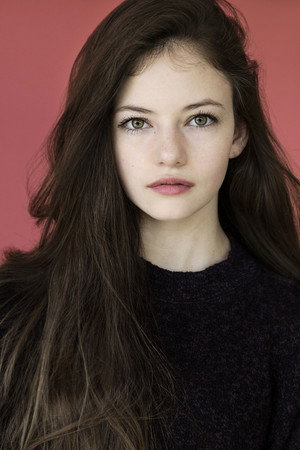 Mackenzie Foy photo