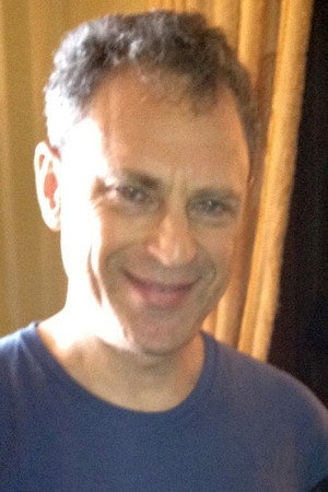 Photo of Jonathan Geffner from the Latest Netflix gallery