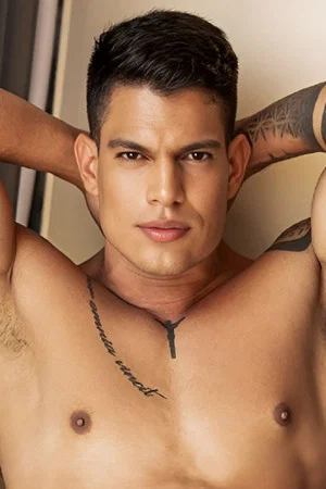 Photo of Bruno Galvez from the Latest Netflix gallery
