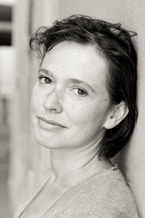 Photo of Amanda Langlet from the Latest Netflix gallery