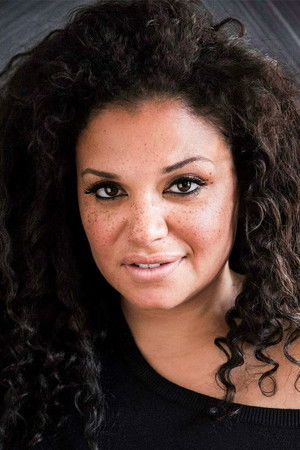 Michelle Buteau photo