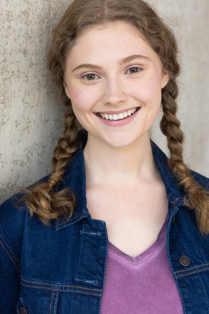 Photo of Ava Rose Kinard from the Latest Netflix gallery