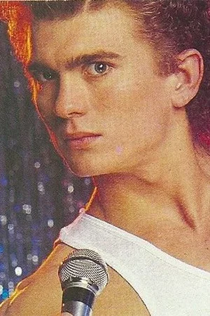 Photo of Vic Summers from the Latest Netflix gallery