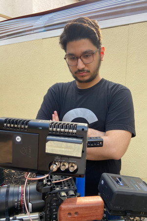 Photo of Bernardo Cisneros from the Latest Netflix gallery