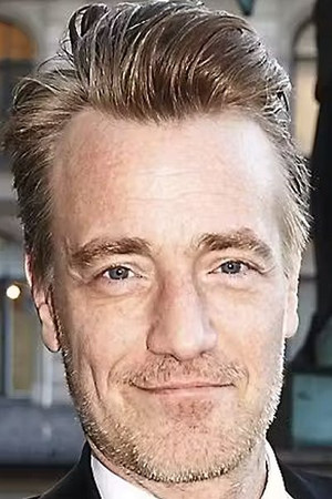 Photo of Nikolaj Hübbe from the Latest Netflix gallery