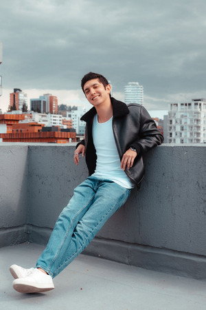 Photo of Daniel Calvopiña from the Latest Netflix gallery