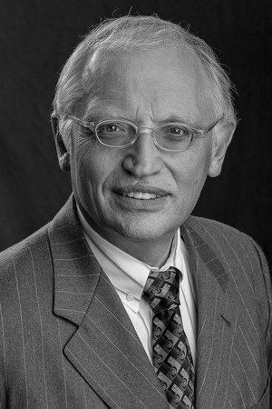 Photo of Günter Verheugen from the Latest Netflix gallery