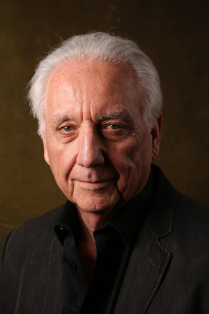 Bob Gunton photo