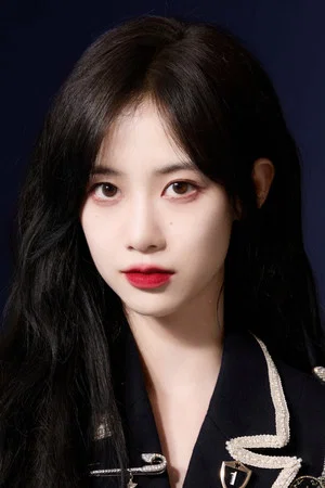 Photo of Kang Yuqian from the Latest Netflix gallery