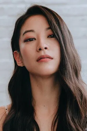 Arden Cho photo