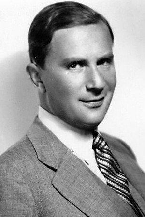 Photo of Oskar Karlweis from the Latest Netflix gallery
