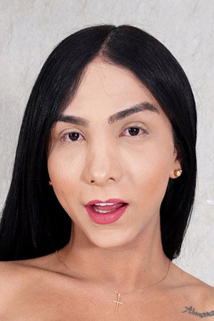 Photo of Yasmin Dornelles from the Latest Netflix gallery
