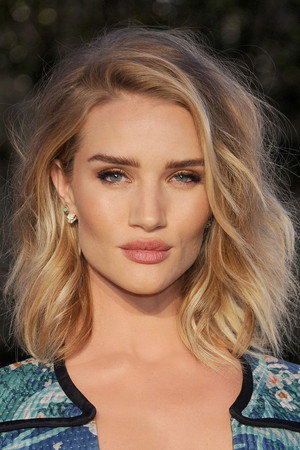 Rosie Huntington-Whiteley photo