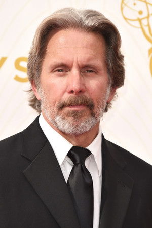 Gary Cole photo