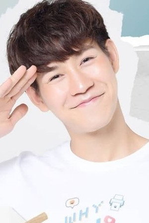 Ratchapong Anomakiti photo