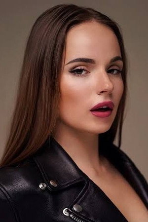 Sasha Spilberg photo