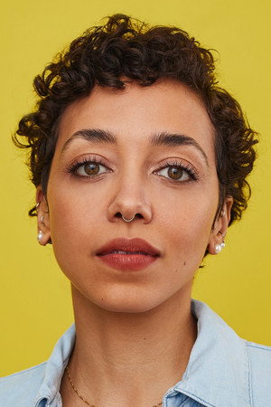Photo of Claire Saunders from the Latest Netflix gallery
