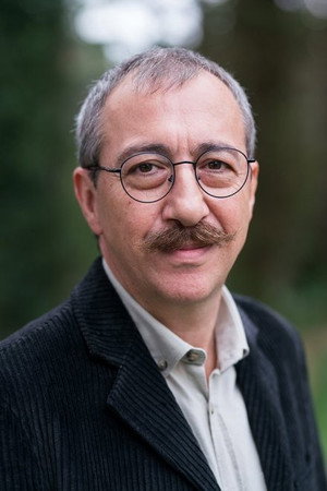 Şehsuvar Aktaş photo