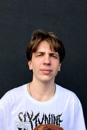 Photo of Danya Chernov from the Latest Netflix gallery