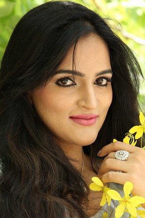 Sukrutha Wagle photo