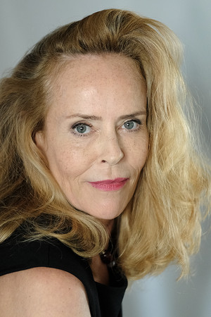 Photo of Isabelle Mann from the Latest Netflix gallery