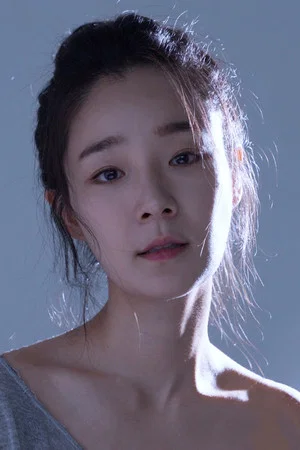 Photo of Lee Ga-kyung from the Latest Netflix gallery