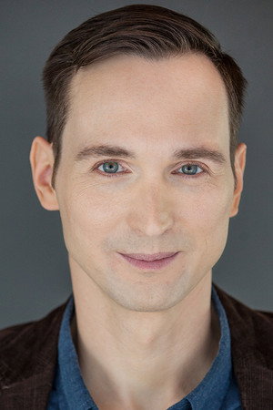 Photo of Karl Graboshas from the Latest Netflix gallery