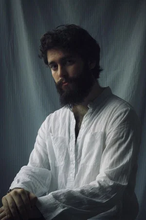 Photo of Tiago Calmon from the Latest Netflix gallery