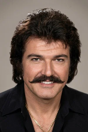 Photo of Serdar Gökhan from the Latest Netflix gallery