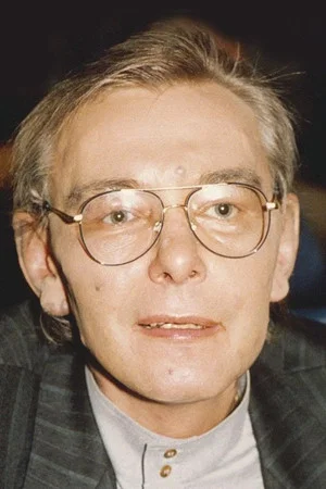 Photo of Kurt Raab from the Latest Netflix gallery