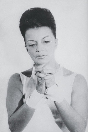 Photo of Lygia Clark from the Latest Netflix gallery