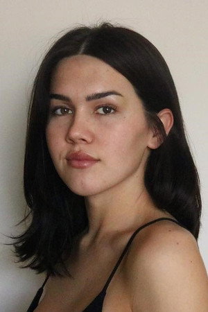 Photo of Daisy Taylor from the Latest Netflix gallery