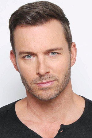 Photo of Eric Martsolf from the Latest Netflix gallery