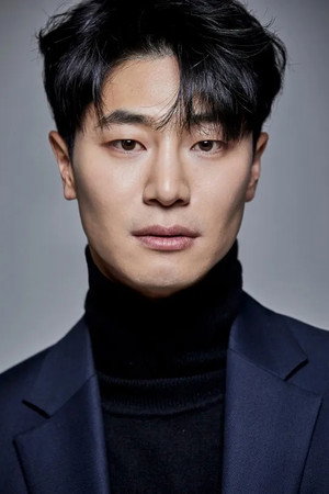 Photo of Yoo In-hyuk from the Latest Netflix gallery