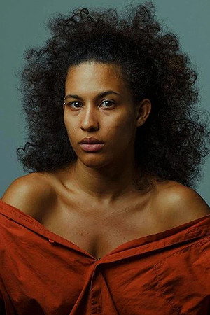 Photo of Isamara Castilho from the Latest Netflix gallery