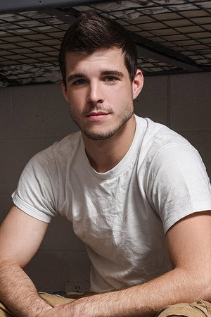 Photo of Noah Jones from the Latest Netflix gallery