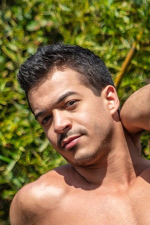 Photo of Jonathan Miranda from the Latest Netflix gallery